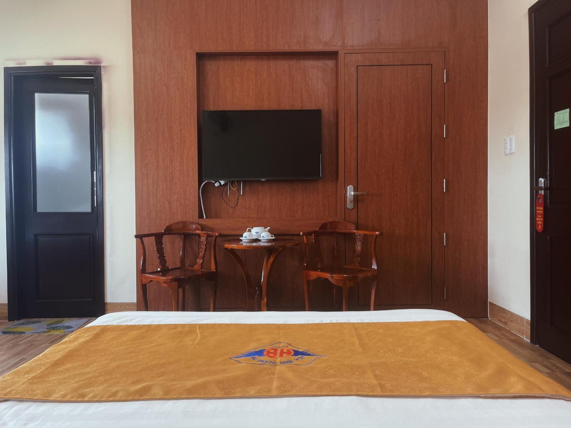 Hotel Khach San Hoa Binh Quang Tri à Dong Ha Extérieur photo