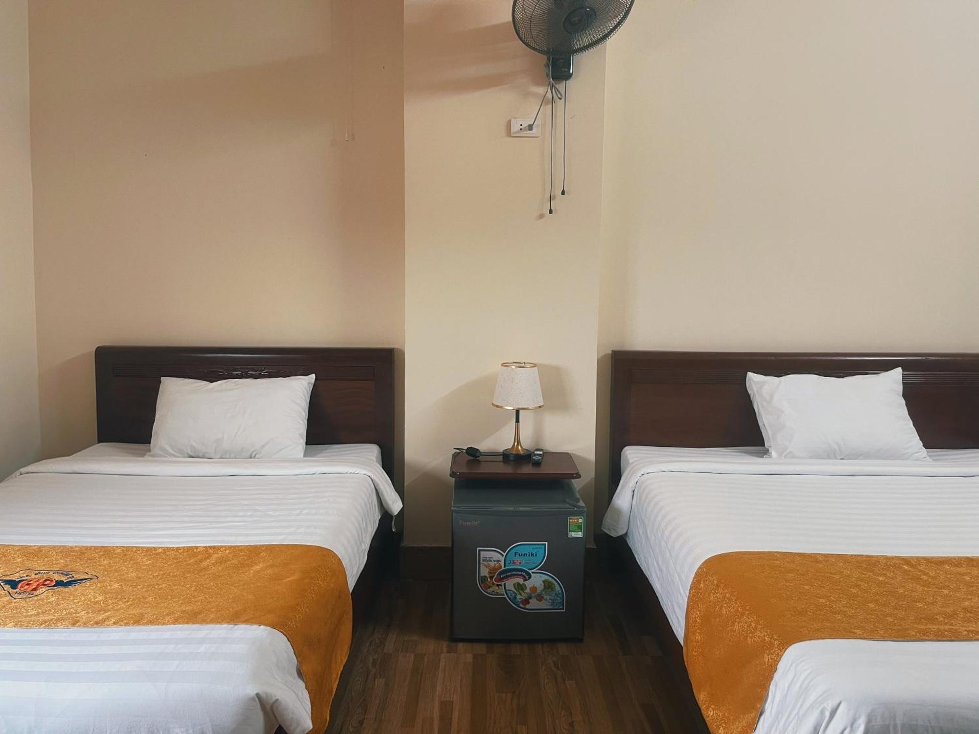 Hotel Khach San Hoa Binh Quang Tri à Dong Ha Extérieur photo
